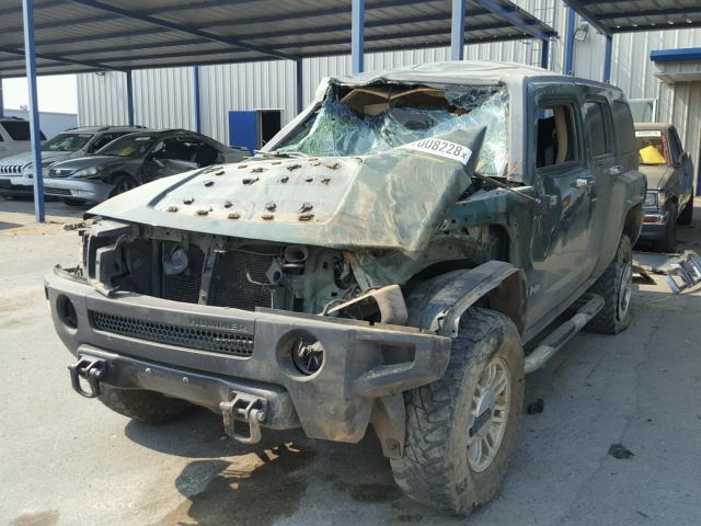 5GTDN136168139260 - 2006 HUMMER H3 GREEN photo 2