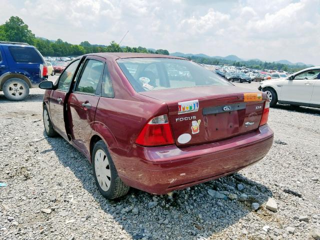 1FAFP34N06W224667 - 2006 FORD FOCUS ZX4 MAROON photo 3