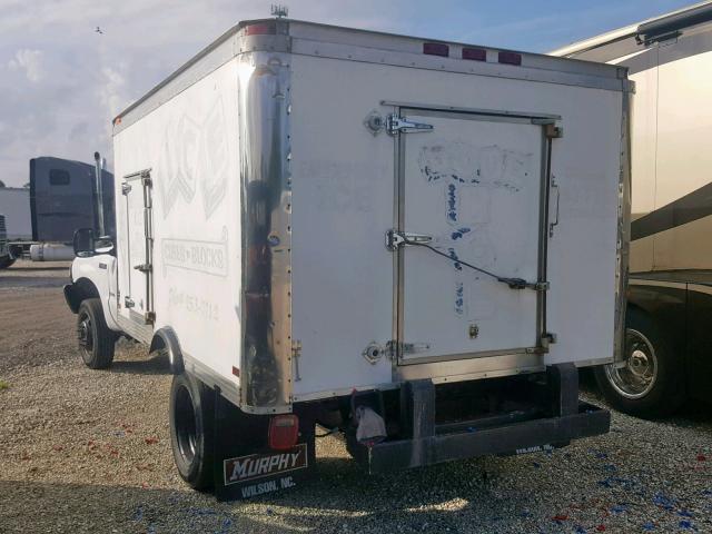 1FDAF56P74EC34645 - 2004 FORD F550 SUPER WHITE photo 3