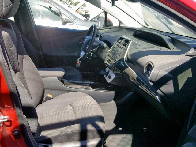 JTDKARFP7H3000683 - 2017 TOYOTA PRIUS PRIM 红色 照片 5
