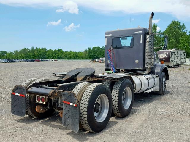 1XKDDB9XXXJ793835 - 1999 KENWORTH CONSTRUCTI GRAY photo 4