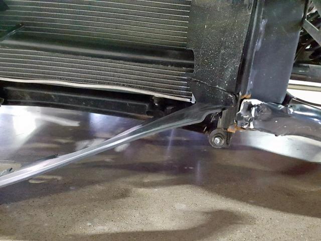 57XAAPFA1J8128154 - 2018 POLARIS SLINGSHOT BLUE photo 17