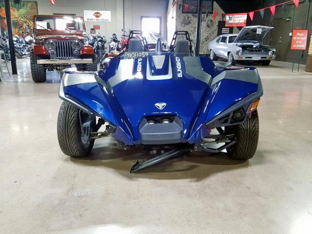 57XAAPFA1J8128154 - 2018 POLARIS SLINGSHOT BLUE photo 3