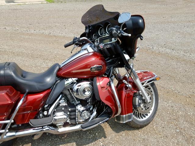 1HD1FC411AB660446 - 2010 HARLEY-DAVIDSON FLHTCU RED photo 5