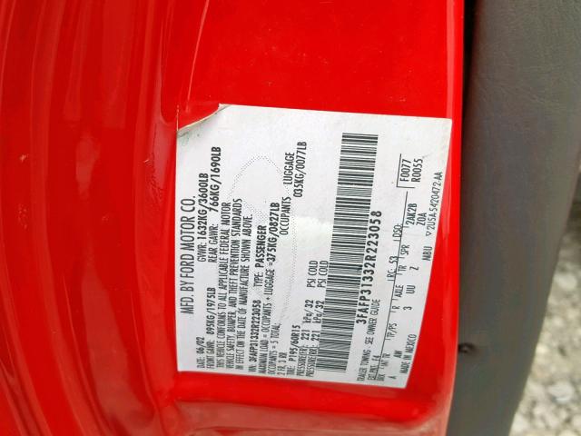 3FAFP31332R223058 - 2002 FORD FOCUS ZX3 RED photo 10