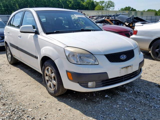 KNADE163166059359 - 2006 KIA RIO 5 WHITE photo 1