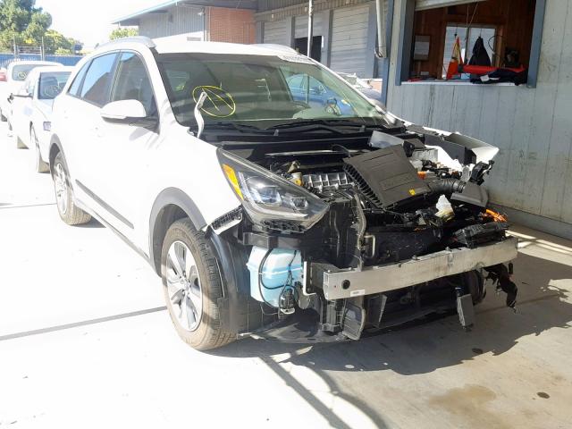 KNDCC3LD2J5210690 - 2018 KIA NIRO EX PR WHITE photo 1