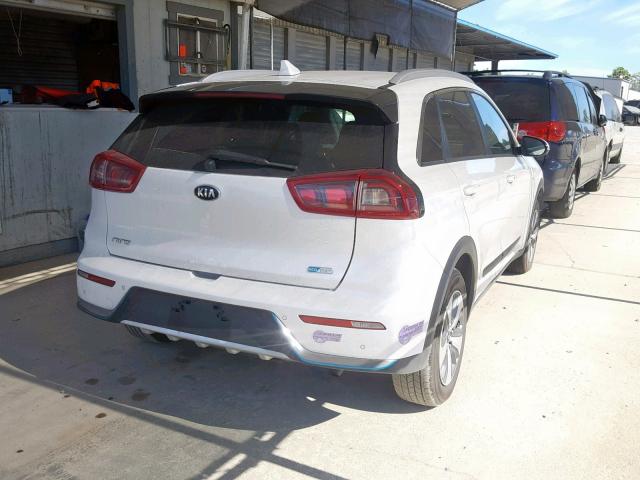 KNDCC3LD2J5210690 - 2018 KIA NIRO EX PR WHITE photo 4