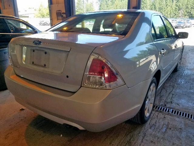 3FAFP06Z56R191585 - 2006 FORD FUSION S SILVER photo 4