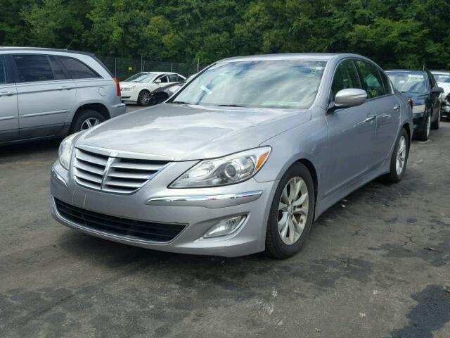 KMHGC4DDXCU176914 - 2012 HYUNDAI GENESIS 3. SILVER photo 2