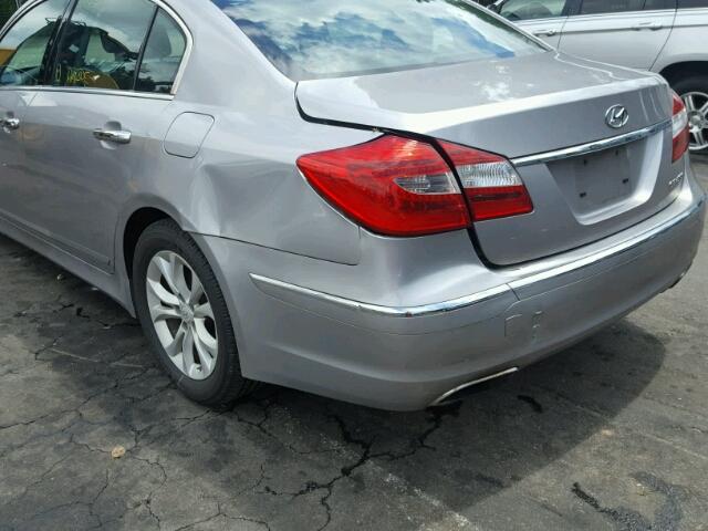 KMHGC4DDXCU176914 - 2012 HYUNDAI GENESIS 3. SILVER photo 9