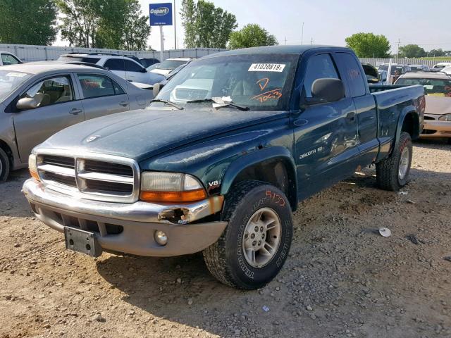 1B7GG22Y8WS587053 - 1998 DODGE DAKOTA GREEN photo 2