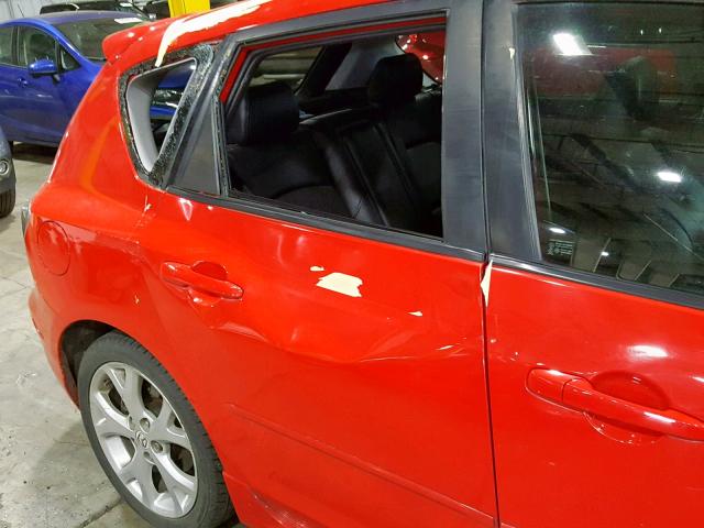 JM1BK343471677534 - 2007 MAZDA 3 HATCHBAC RED photo 9