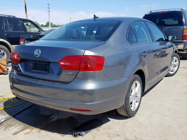 3VWLL7AJ7CM328115 - 2012 VOLKSWAGEN JETTA TDI GRAY photo 4