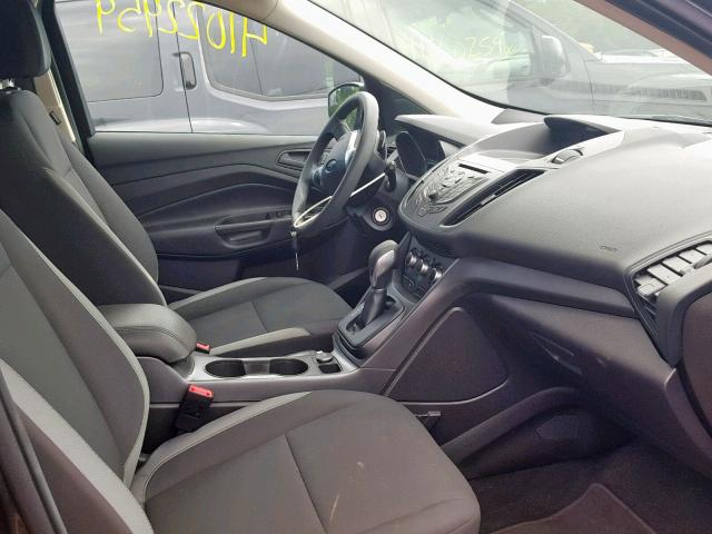 1FMCU0F75GUC16589 - 2016 FORD ESCAPE S GRAY photo 5