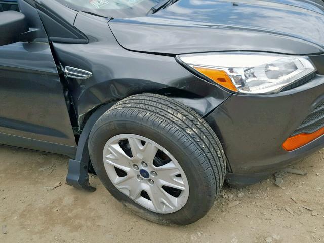 1FMCU0F75GUC16589 - 2016 FORD ESCAPE S GRAY photo 9