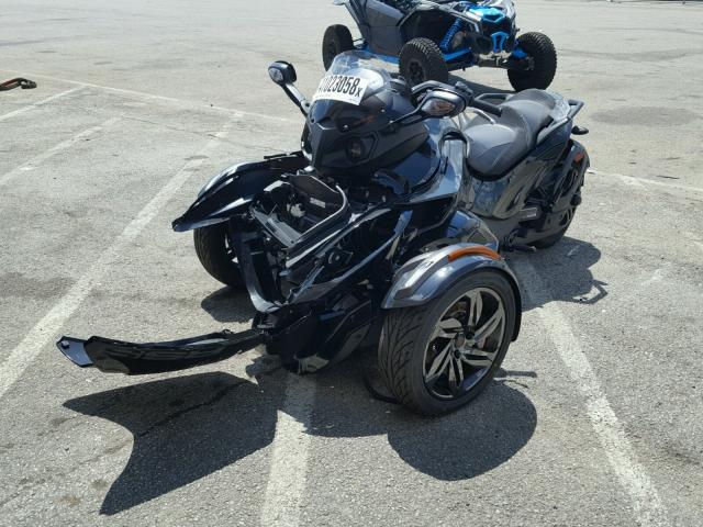 2BXNAAC2XGV000181 - 2016 CAN-AM SPYDER ROA BLACK photo 2