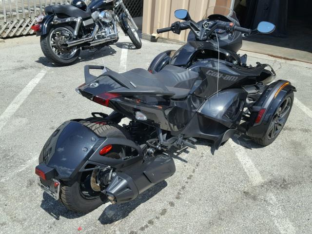 2BXNAAC2XGV000181 - 2016 CAN-AM SPYDER ROA BLACK photo 4