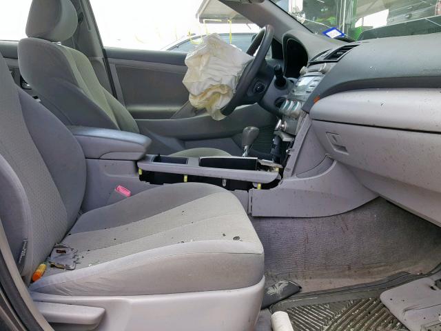 JTNBE46K573030402 - 2007 TOYOTA CAMRY NEW GRAY photo 5