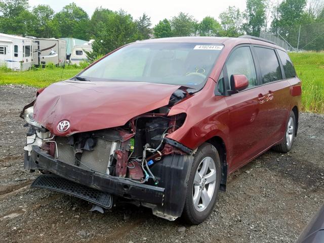 5TDKK3DC1BS066890 - 2011 TOYOTA SIENNA LE RED photo 2