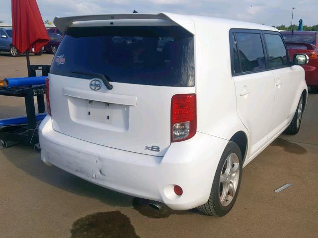 JTLZE4FE5C1142219 - 2012 TOYOTA SCION XB WHITE photo 4
