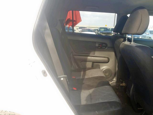 JTLZE4FE5C1142219 - 2012 TOYOTA SCION XB WHITE photo 6