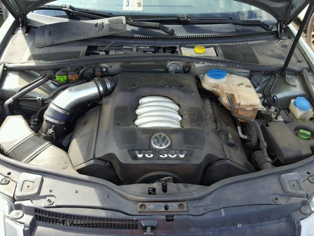 WVWWU63B45E125575 - 2005 VOLKSWAGEN PASSAT GLX 绿色 照片 7