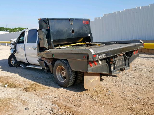 1GT426C82CF103874 - 2012 GMC SIERRA K35 WHITE photo 3