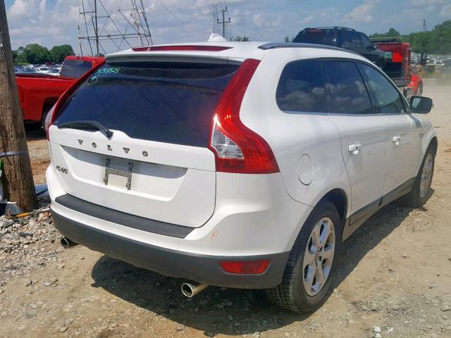 YV4952DL4D2434504 - 2013 VOLVO XC60 3.2 WHITE photo 4