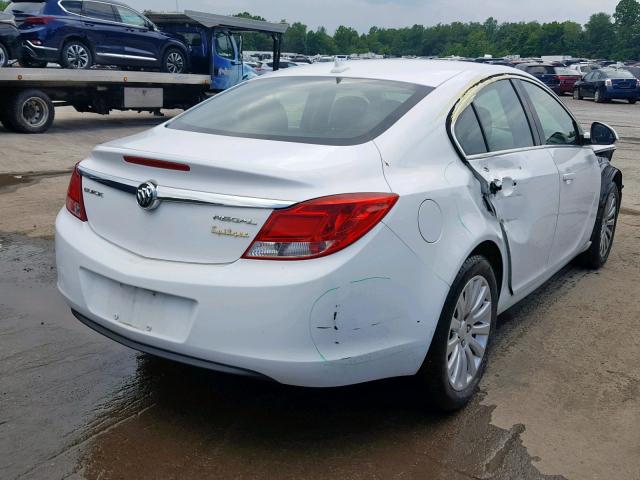 2G4GR5EK9C9181102 - 2012 BUICK REGAL WHITE photo 4