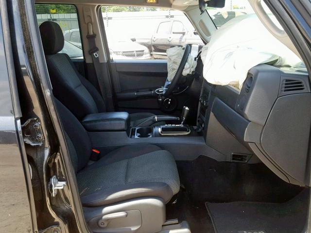 1J4RH4GK5AC157631 - 2010 JEEP COMMANDER შავი ფოტო 5