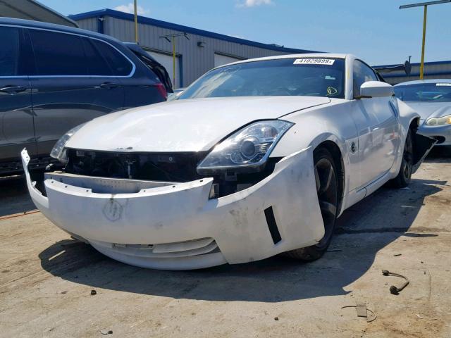 JN1BZ34D78M705060 - 2008 NISSAN 350Z COUPE WHITE photo 2