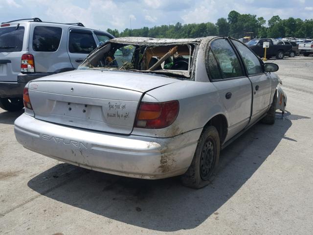 1G8ZF52861Z266989 - 2001 SATURN SL GRAY photo 4