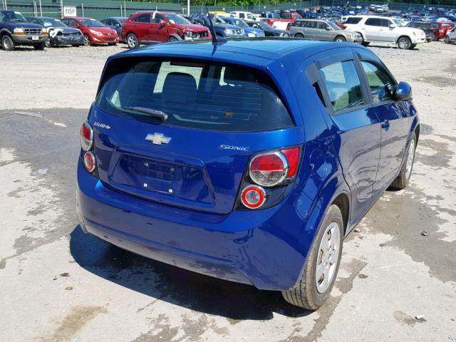 1G1JA6SG3D4159374 - 2013 CHEVROLET SONIC LS BLUE photo 4