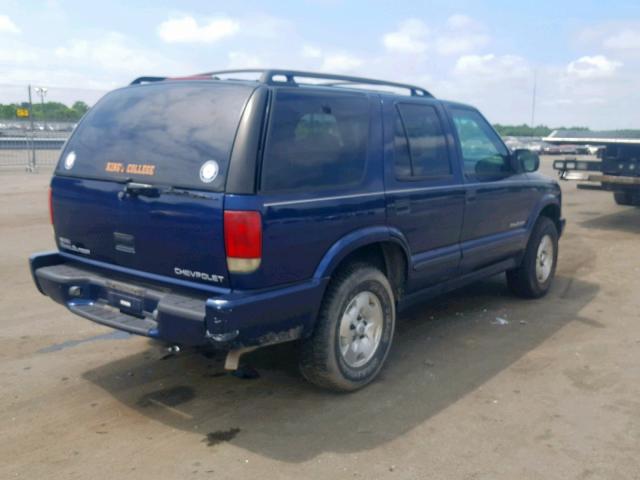 1GNDT13W612170665 - 2001 CHEVROLET BLAZER BLUE photo 4