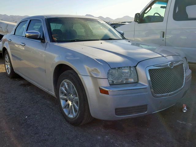 2C3KA43D09H574834 - 2009 CHRYSLER 300 LX GRAY photo 1