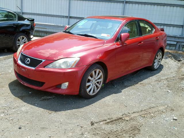 JTHCK262282023824 - 2008 LEXUS IS 250 RED photo 2