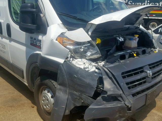 3C6TRVAG8JE129826 - 2018 RAM PROMASTER 白色 照片 9