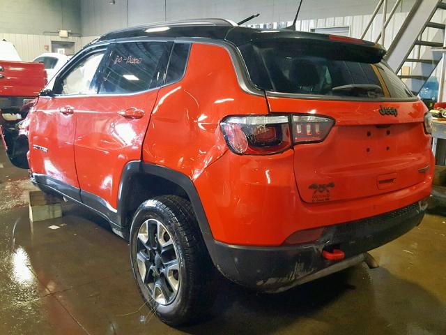 3C4NJDDB1JT238854 - 2018 JEEP COMPASS TR ORANGE photo 3