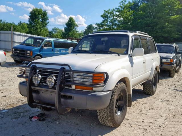 JT3HJ85J1T0147422 - 1996 TOYOTA LAND CRUIS WHITE photo 2