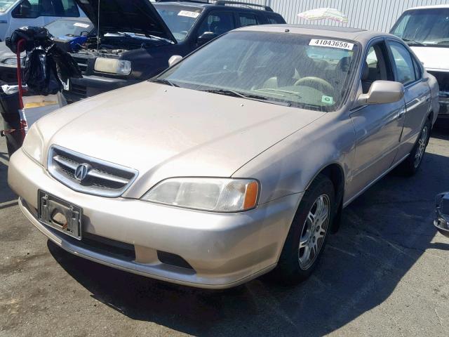 19UUA5679YA057031 - 2000 ACURA 3.2TL GOLD photo 2