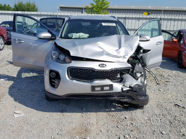 KNDPNCAC5H7072373 - 2017 KIA SPORTAGE E SILVER photo 9