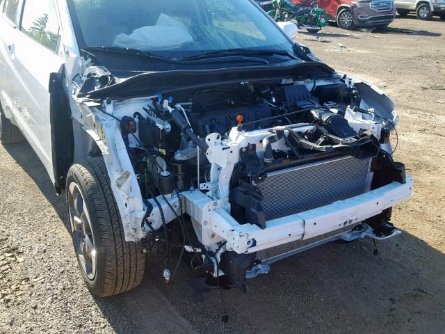 3CZRU6H50JM719384 - 2018 HONDA HR-V EX WHITE photo 9