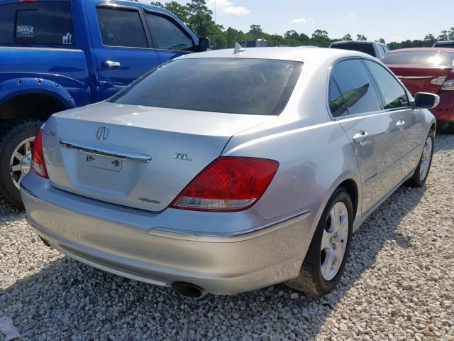 JH4KB16545C005914 - 2005 ACURA RL SILVER photo 4