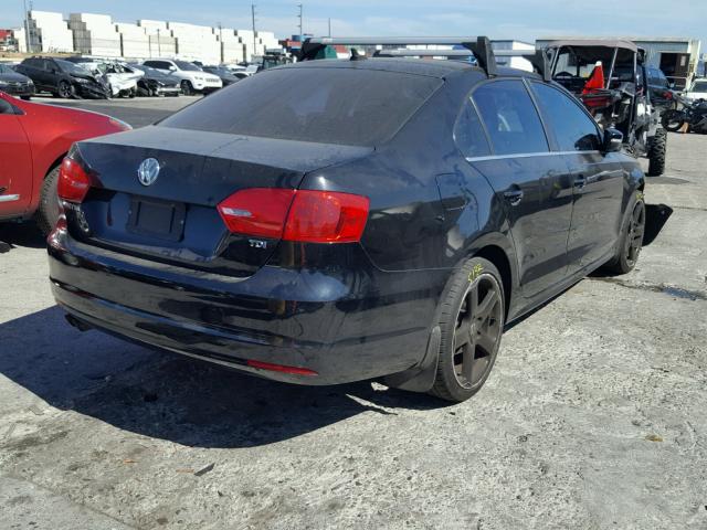 3VWLL7AJXDM374541 - 2013 VOLKSWAGEN JETTA TDI BLACK photo 4