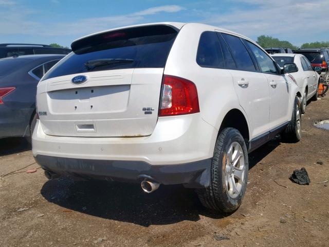 2FMDK4JC5CBA52461 - 2012 FORD EDGE SEL WHITE photo 4