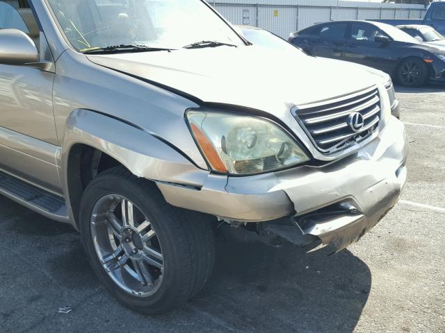 JTJBT20X340067848 - 2004 LEXUS GX 470 GOLD photo 9