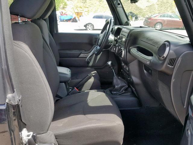 1C4AJWAG5EL143936 - 2014 JEEP WRANGLER S შავი ფოტო 5