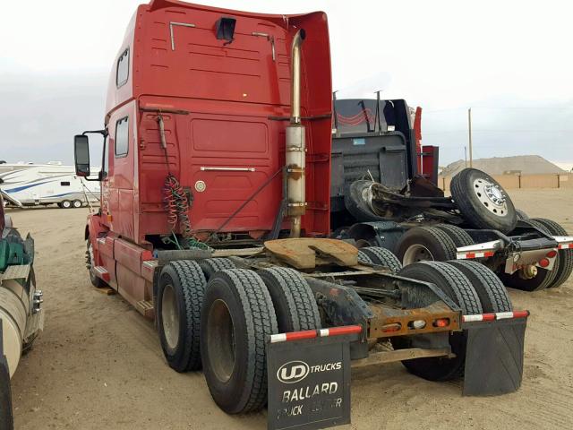 4V4NC9GH98N479583 - 2008 VOLVO VN VNL RED photo 3