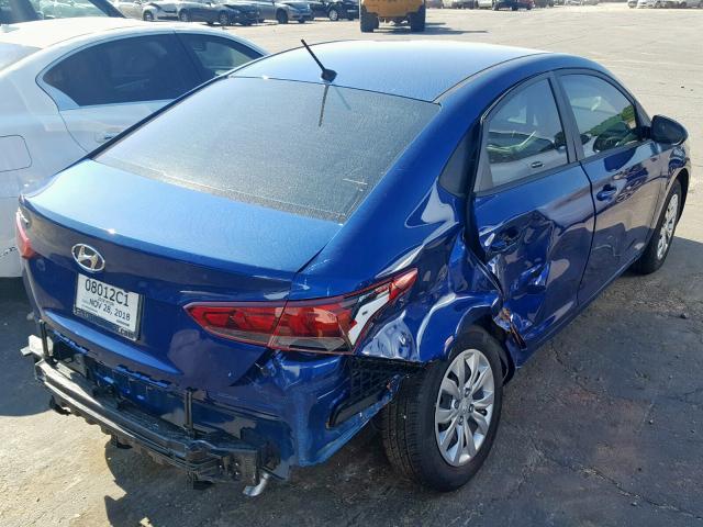 3KPC24A36JE032001 - 2018 HYUNDAI ACCENT SE BLUE photo 4